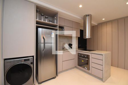 Sala/Cozinha de apartamento para alugar com 1 quarto, 50m² em São Francisco, Curitiba