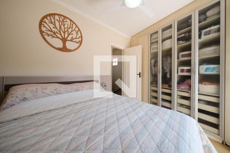 Quarto 1 de casa à venda com 2 quartos, 140m² em Vila Mesquita, São Paulo