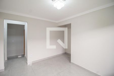 Sala de casa para alugar com 3 quartos, 180m² em Remédios, Osasco