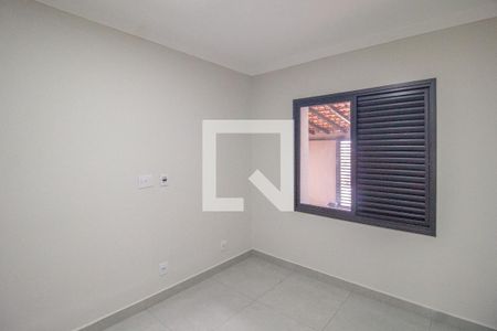 Suíte 1 de casa para alugar com 3 quartos, 180m² em Remédios, Osasco