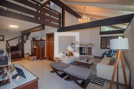 Sala de casa de condomínio para alugar com 7 quartos, 440m² em Jardim Botânico, Porto Alegre