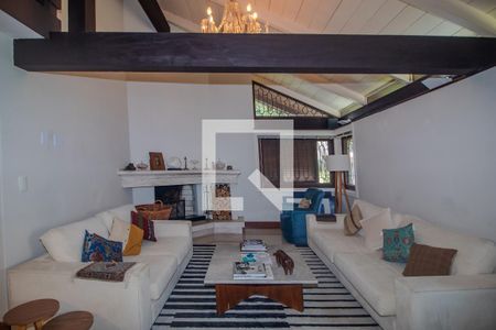 Sala de casa de condomínio para alugar com 7 quartos, 440m² em Jardim Botânico, Porto Alegre