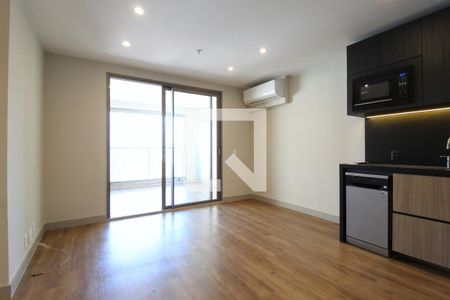 Sala/Cozinha de apartamento para alugar com 2 quartos, 62m² em Indianópolis, São Paulo