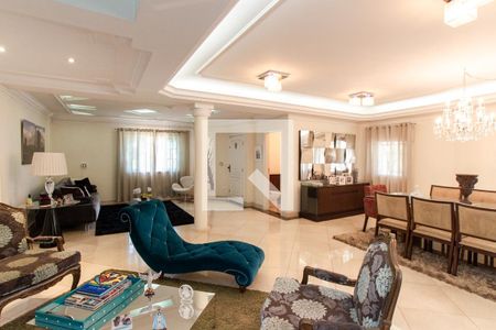 Sala de casa à venda com 4 quartos, 350m² em Barro Branco (zona Norte), São Paulo