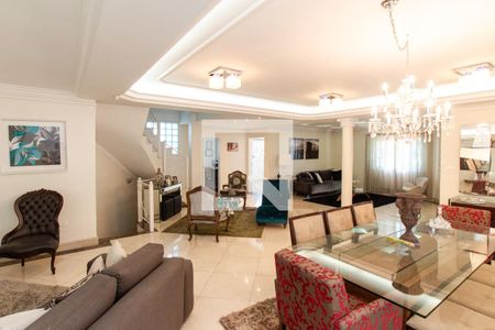 Sala de casa à venda com 4 quartos, 350m² em Barro Branco (zona Norte), São Paulo