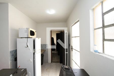 Sala de casa para alugar com 2 quartos, 70m² em Calafate, Belo Horizonte