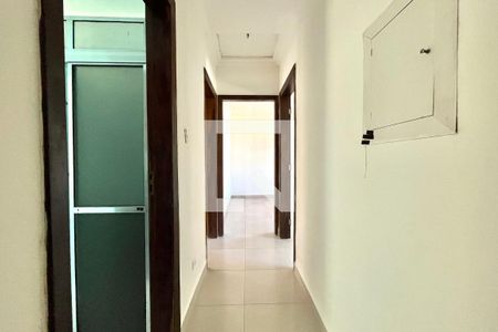 Corredor de casa para alugar com 3 quartos, 170m² em Parque Jabaquara, São Paulo