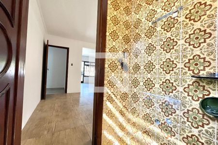 Lavabo  de casa para alugar com 3 quartos, 170m² em Parque Jabaquara, São Paulo