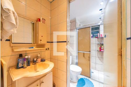 Banheiro de apartamento à venda com 2 quartos, 54m² em Jardim Santo André Cdhu, Santo André