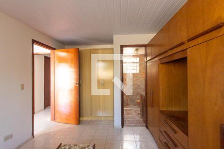 Quarto 1 Suite de casa para alugar com 4 quartos, 140m² em Capão Raso, Curitiba