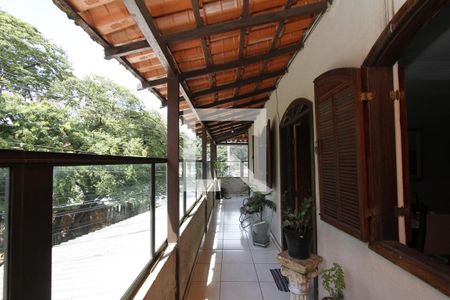 Varanda da Sala de casa à venda com 4 quartos, 280m² em Nova Gameleira, Belo Horizonte