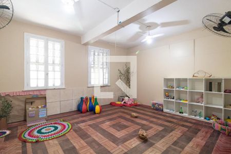 Sala de casa para alugar com 7 quartos, 1900m² em Medianeira, Porto Alegre