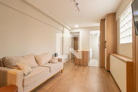 Sala/Cozinha de kitnet/studio para alugar com 1 quarto, 34m² em Centro, Curitiba