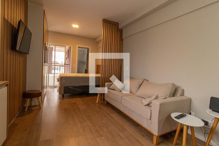 Sala/Cozinha de kitnet/studio para alugar com 1 quarto, 34m² em Centro, Curitiba
