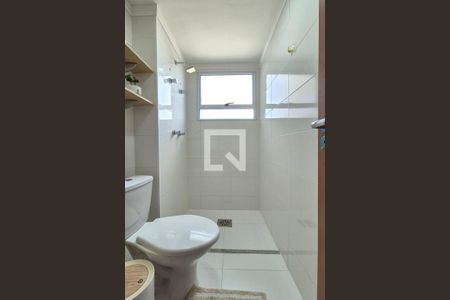 Banheiro de apartamento para alugar com 2 quartos, 55m² em Residencial Villa Garden, Campinas