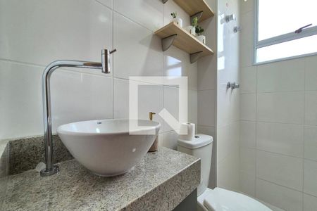Banheiro de apartamento para alugar com 2 quartos, 55m² em Residencial Villa Garden, Campinas