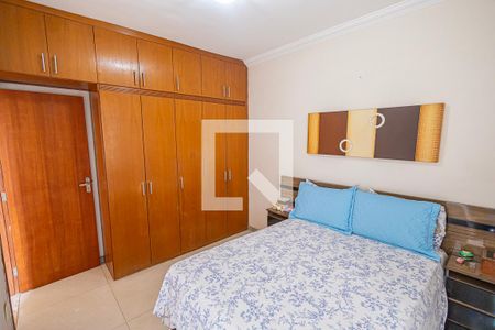 Quarto 2 de apartamento para alugar com 3 quartos, 110m² em Heliópolis, Belo Horizonte