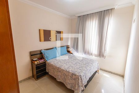 Quarto 2 de apartamento para alugar com 3 quartos, 110m² em Heliópolis, Belo Horizonte