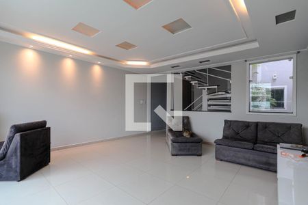 Sala de casa para alugar com 3 quartos, 125m² em Vila Nova Socorro, Mogi das Cruzes
