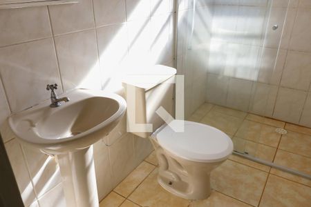 Banheiro de casa para alugar com 1 quarto, 55m² em Vila Yara, Osasco