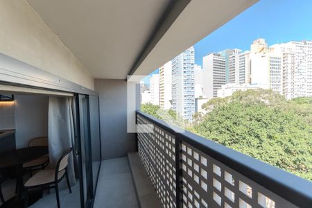 Sacada de kitnet/studio para alugar com 1 quarto, 49m² em República, São Paulo