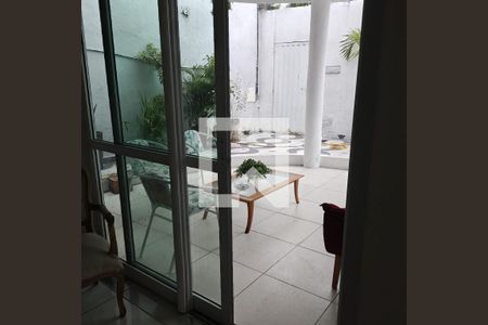 Entrada de casa para alugar com 3 quartos, 300m² em Jardim Placaford, Salvador