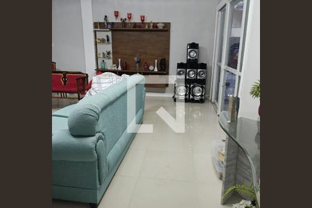 Sala de casa para alugar com 3 quartos, 300m² em Jardim Placaford, Salvador