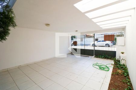 Garagem de casa à venda com 3 quartos, 160m² em Brooklin, São Paulo
