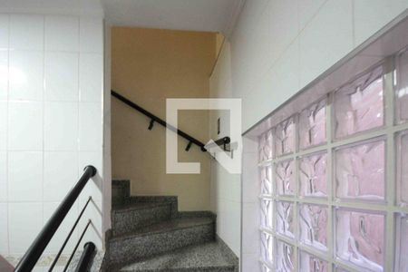 Escada de casa à venda com 3 quartos, 180m² em Vila Ema, São Paulo