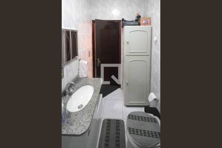 Banheiro de casa à venda com 3 quartos, 180m² em Vila Ema, São Paulo