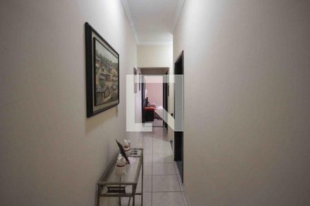 Corredor de casa à venda com 3 quartos, 180m² em Vila Ema, São Paulo