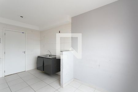 Sala de apartamento para alugar com 2 quartos, 32m² em Itaquera, São Paulo