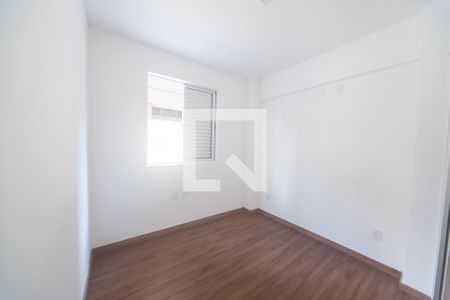 quarto 1 de apartamento para alugar com 4 quartos, 260m² em Buritis, Belo Horizonte