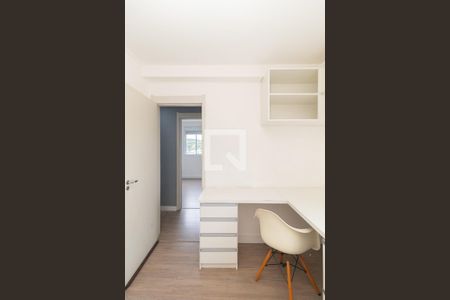 Quarto 1 de apartamento para alugar com 3 quartos, 72m² em Cavalhada, Porto Alegre