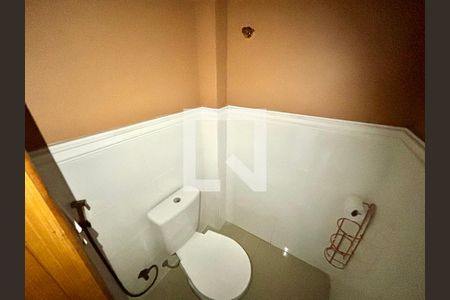 Banheiro 1 de casa para alugar com 3 quartos, 156m² em Jardim Triana, São Paulo