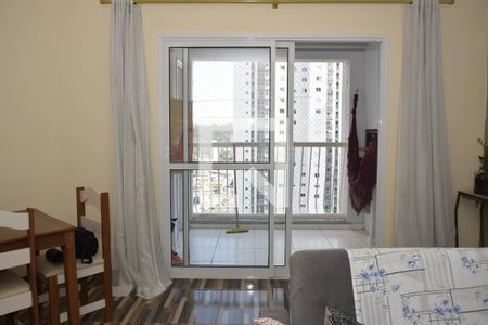 Apartamento para alugar com 3 quartos, 82m² em Jardim Branca Flor, Embu das Artes