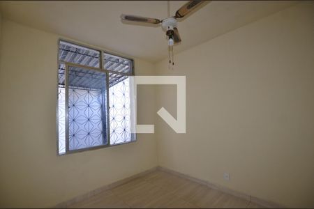 Quarto 1 de apartamento para alugar com 2 quartos, 80m² em Realengo, Rio de Janeiro