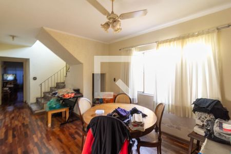Sala de casa à venda com 3 quartos, 200m² em Chácara Santo Antônio (zona Sul), São Paulo