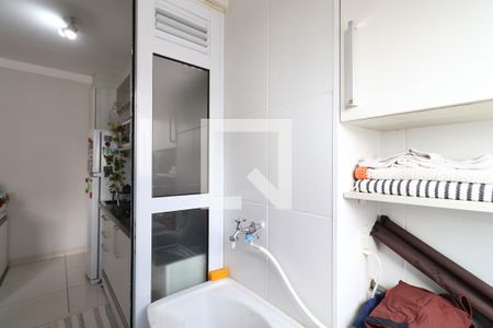 Cozinha e Área de serviço  de apartamento para alugar com 1 quarto, 33m² em Barra Funda, São Paulo