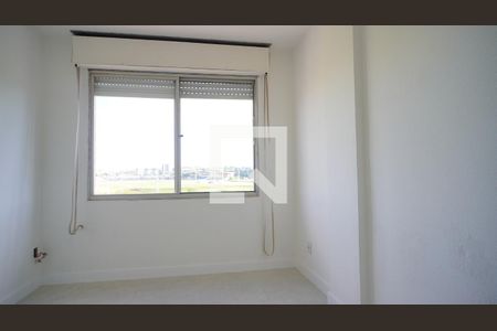 Quarto 2 de apartamento para alugar com 2 quartos, 60m² em Cristal, Porto Alegre