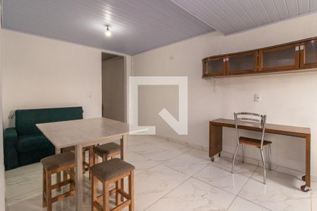 Sala/Cozinha de apartamento para alugar com 1 quarto, 50m² em Xaxim, Curitiba