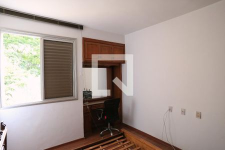 Quarto de apartamento para alugar com 2 quartos, 90m² em Sion, Belo Horizonte