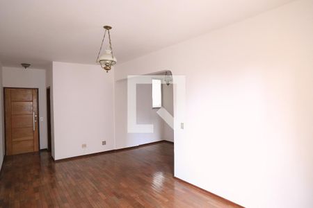 Sala de apartamento para alugar com 2 quartos, 90m² em Sion, Belo Horizonte