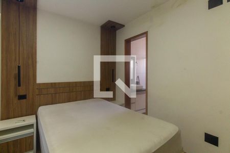 Suíte  de casa de condomínio para alugar com 4 quartos, 140m² em Penha de França, São Paulo