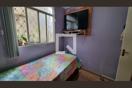 Quarto de apartamento à venda com 3 quartos, 55m² em Sagrada Família, Belo Horizonte