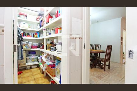 Casa à venda com 4 quartos, 242m² em Partenon, Porto Alegre