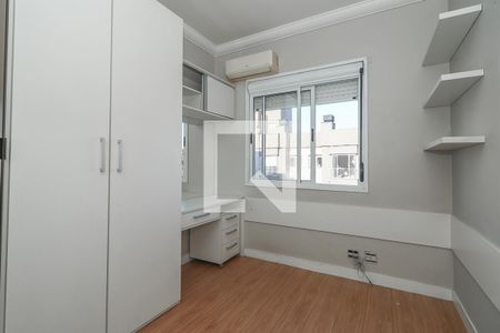 Quarto 2 de apartamento para alugar com 3 quartos, 75m² em Sarandi, Porto Alegre