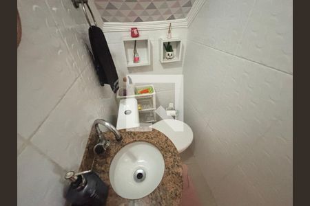 Banheiro de casa à venda com 3 quartos, 192m² em Jardim Nossa Senhora do Carmo, São Paulo