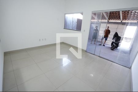 Casa para alugar com 2 quartos, 150m² em Parque Tremendão, Goiânia