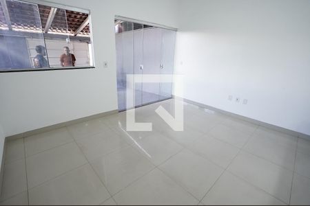 Casa para alugar com 2 quartos, 150m² em Parque Tremendão, Goiânia